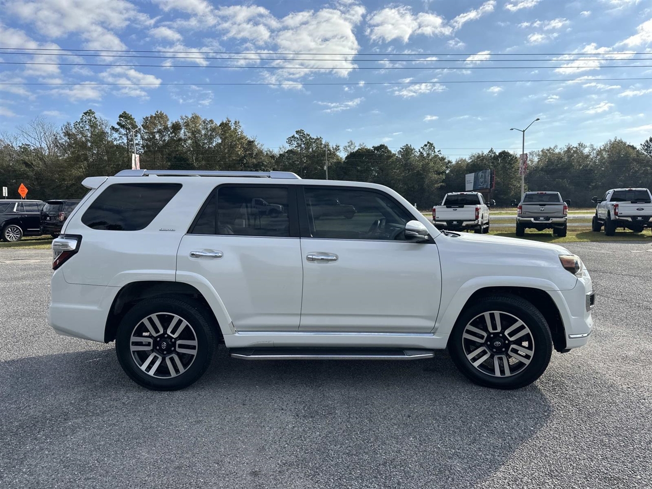 Toyota 4Runner RWD 4dr V6 SR5 Premium (Natl) 2014