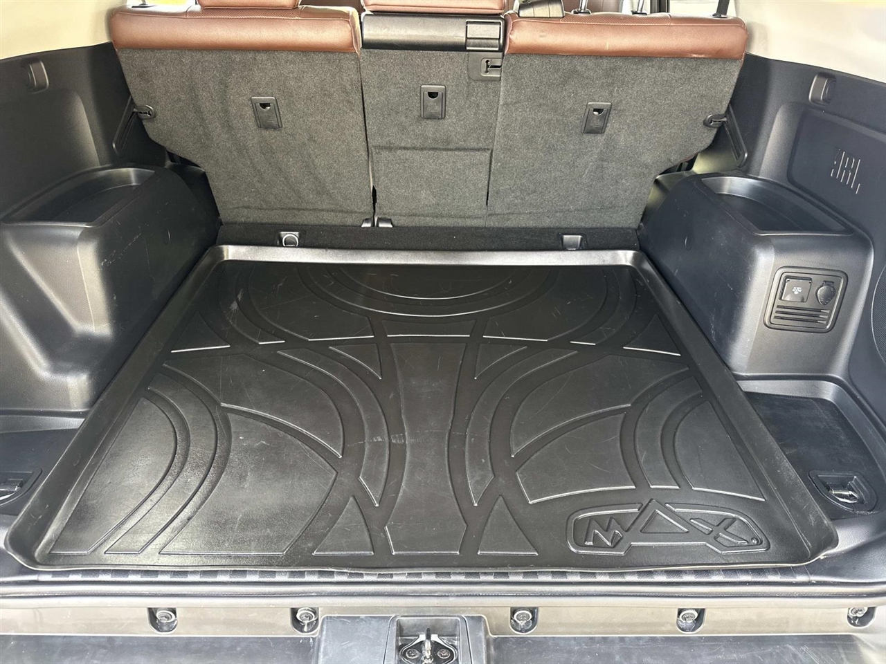 Toyota 4Runner RWD 4dr V6 SR5 Premium (Natl) 2014