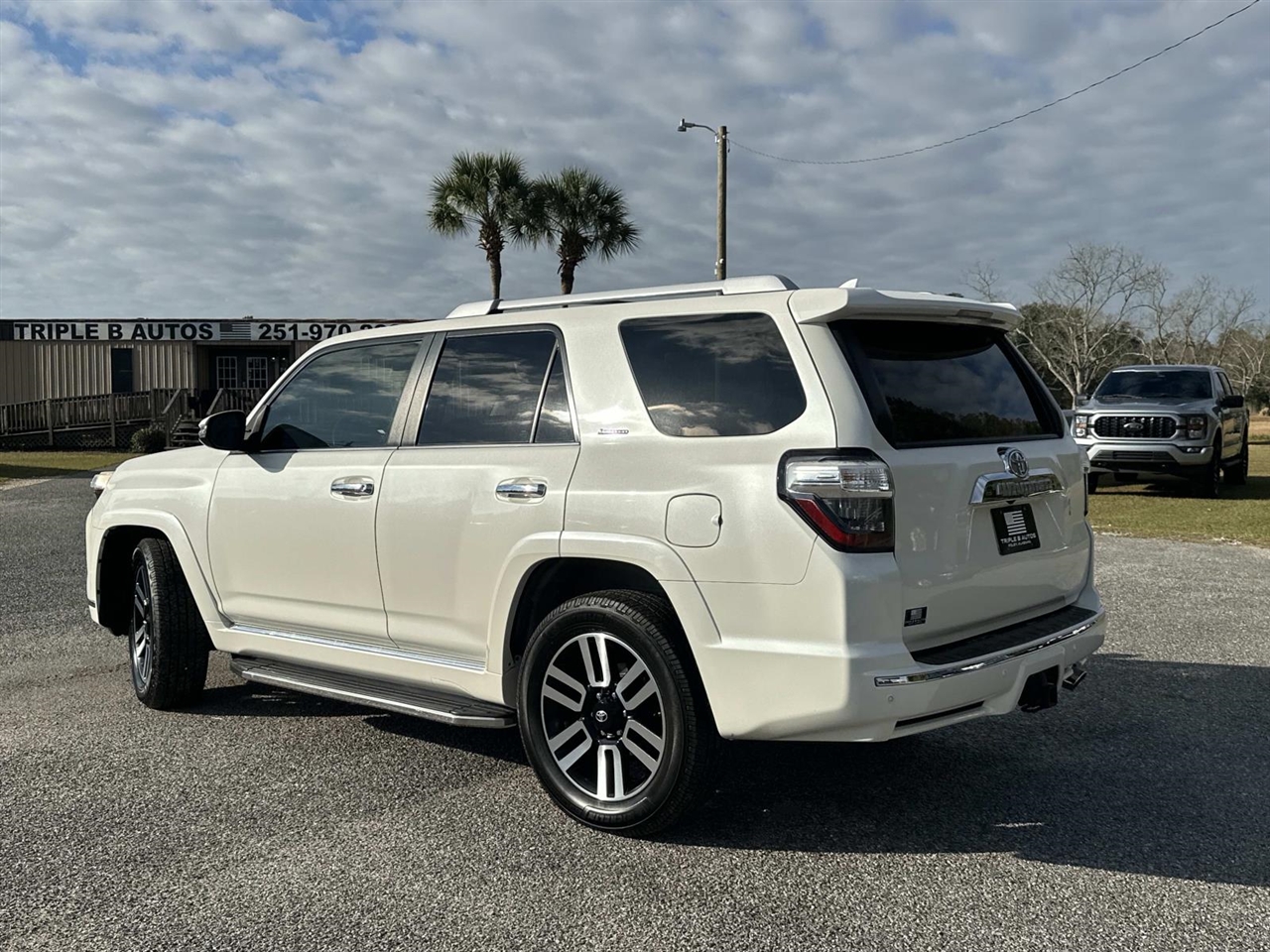 Toyota 4Runner RWD 4dr V6 SR5 Premium (Natl) 2014