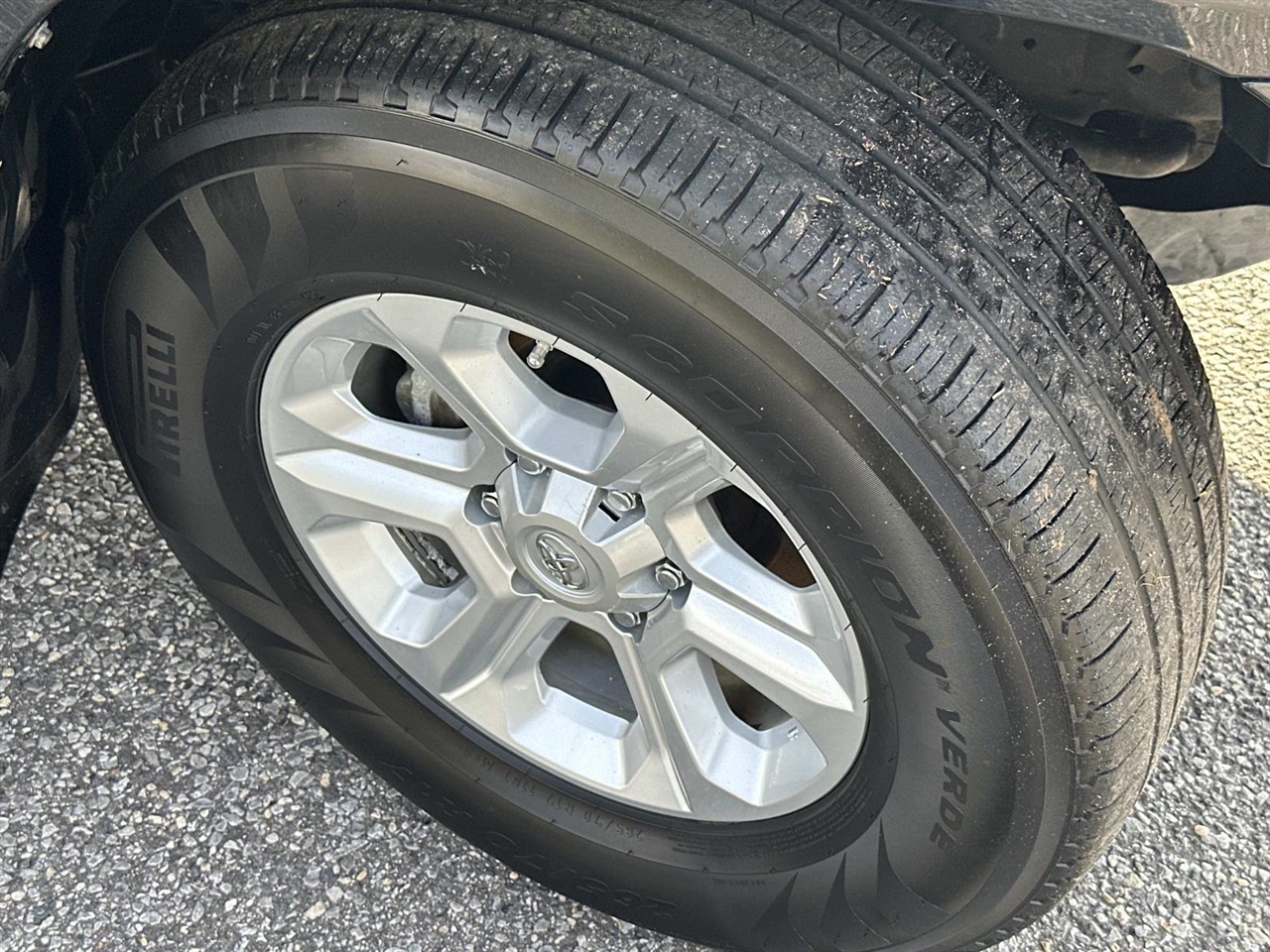 Toyota 4Runner SR5 Premium 2WD (Natl) 2017