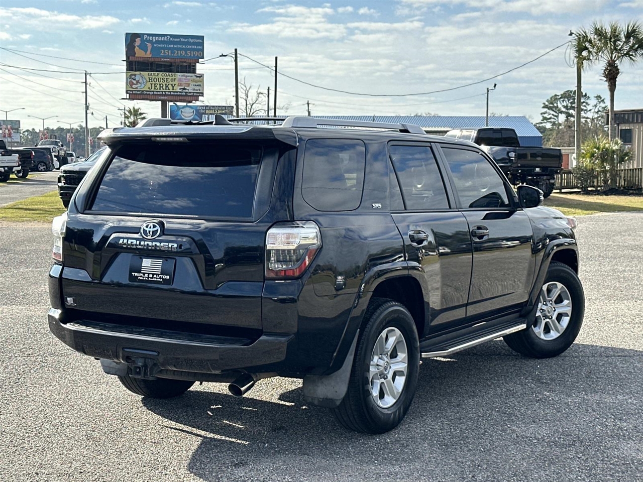 Toyota 4Runner SR5 Premium 2WD (Natl) 2017