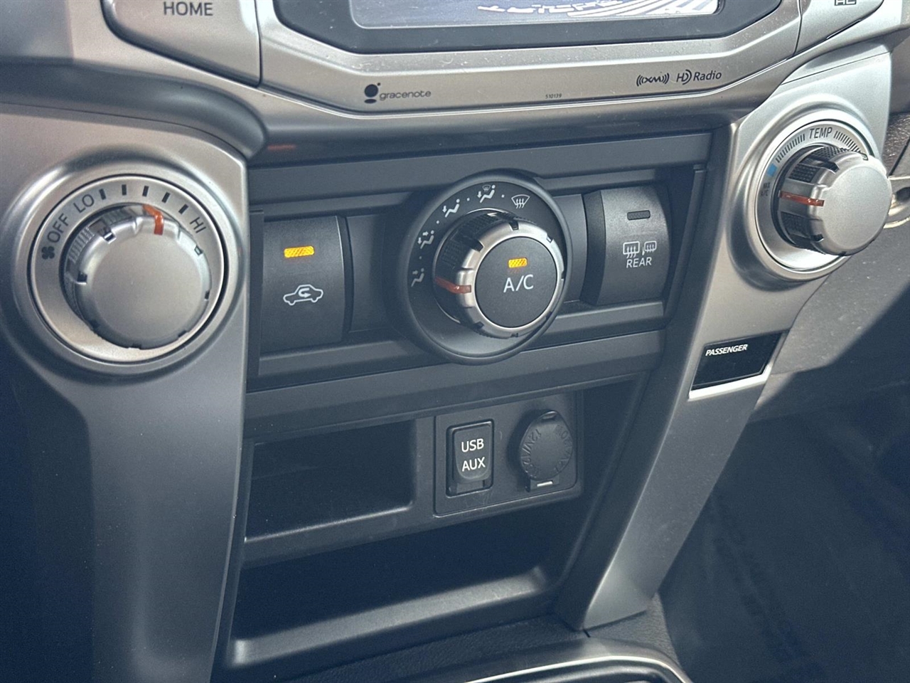 Toyota 4Runner SR5 Premium 2WD (Natl) 2017