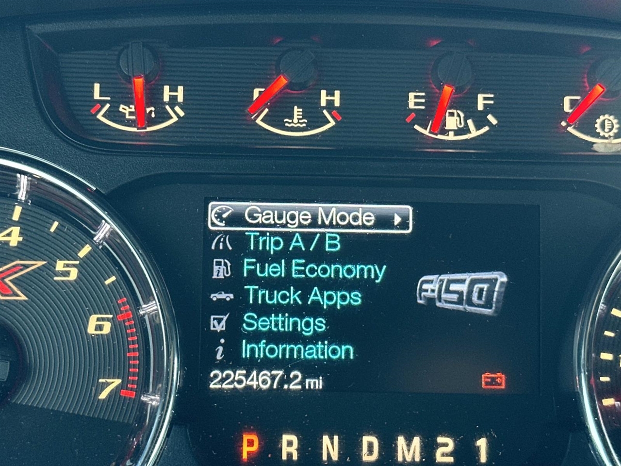 Ford F-150 4WD SuperCrew 145" King Ranch 2014