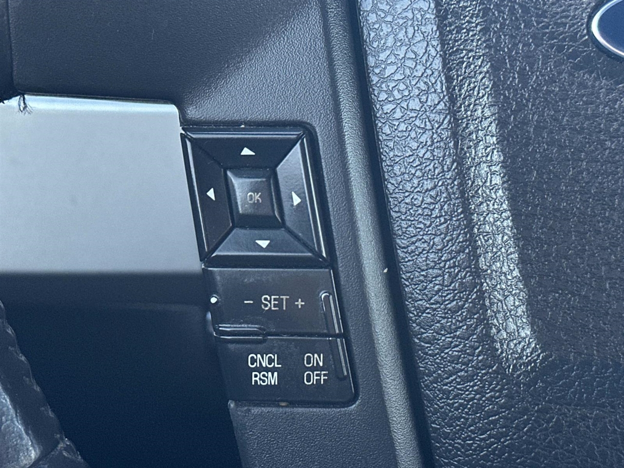 Ford F-150 4WD SuperCrew 145" King Ranch 2014