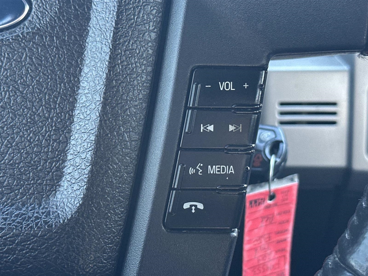 Ford F-150 4WD SuperCrew 145" King Ranch 2014