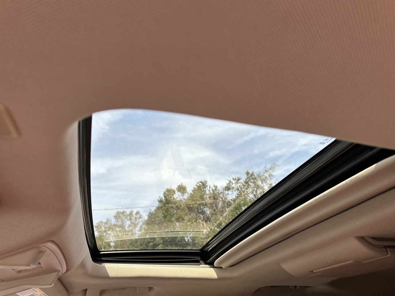 Cadillac Escalade 2WD 4dr Premium Luxury 2019