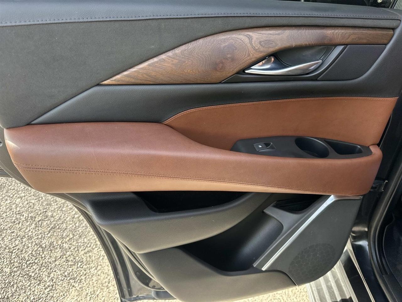 2019 Cadillac Escalade 2WD 4dr Premium Luxury