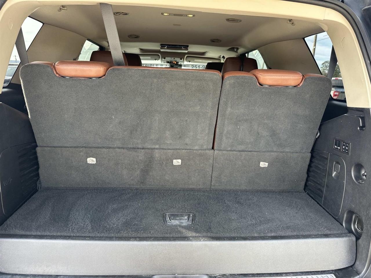 Cadillac Escalade 2WD 4dr Premium Luxury 2019