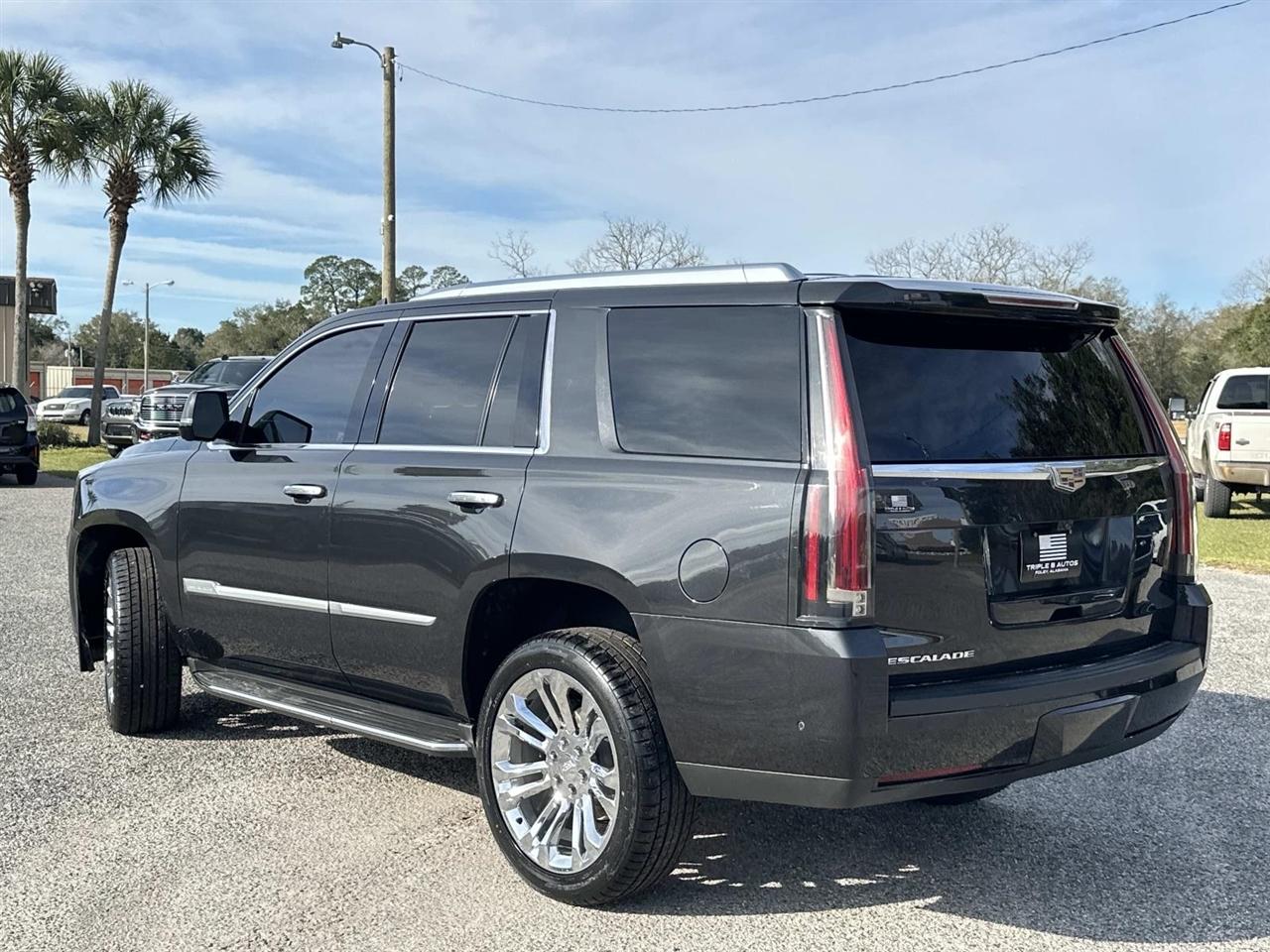 Cadillac Escalade 2WD 4dr Premium Luxury 2019