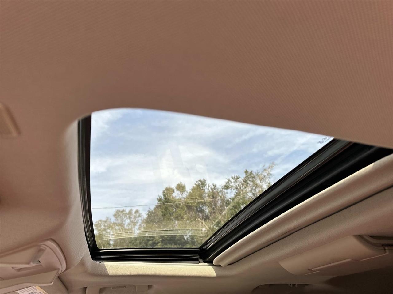 Cadillac Escalade 2WD 4dr Premium Luxury 2019