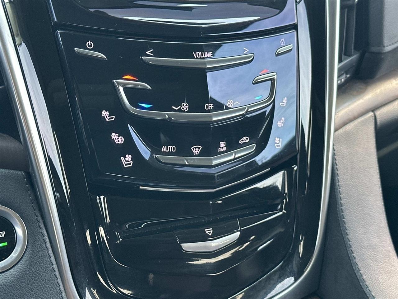 Cadillac Escalade 2WD 4dr Premium Luxury 2019