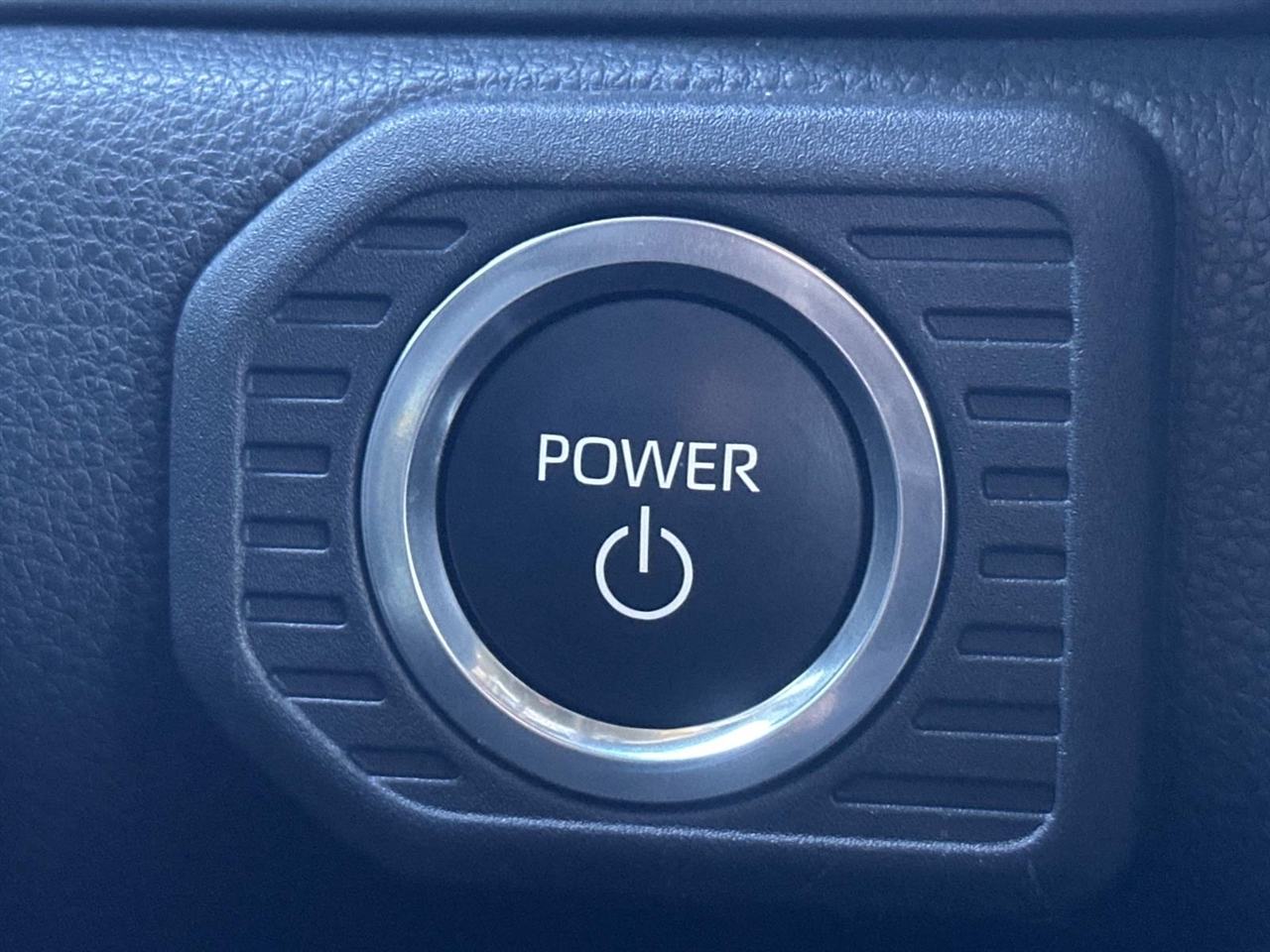 Toyota Land Cruiser Base 4D SUV 2025