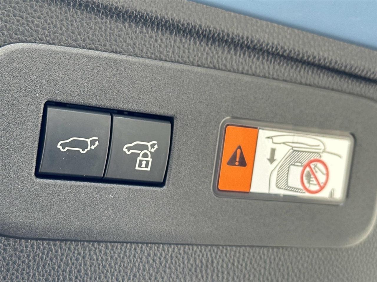 Toyota Land Cruiser Base 4D SUV 2025