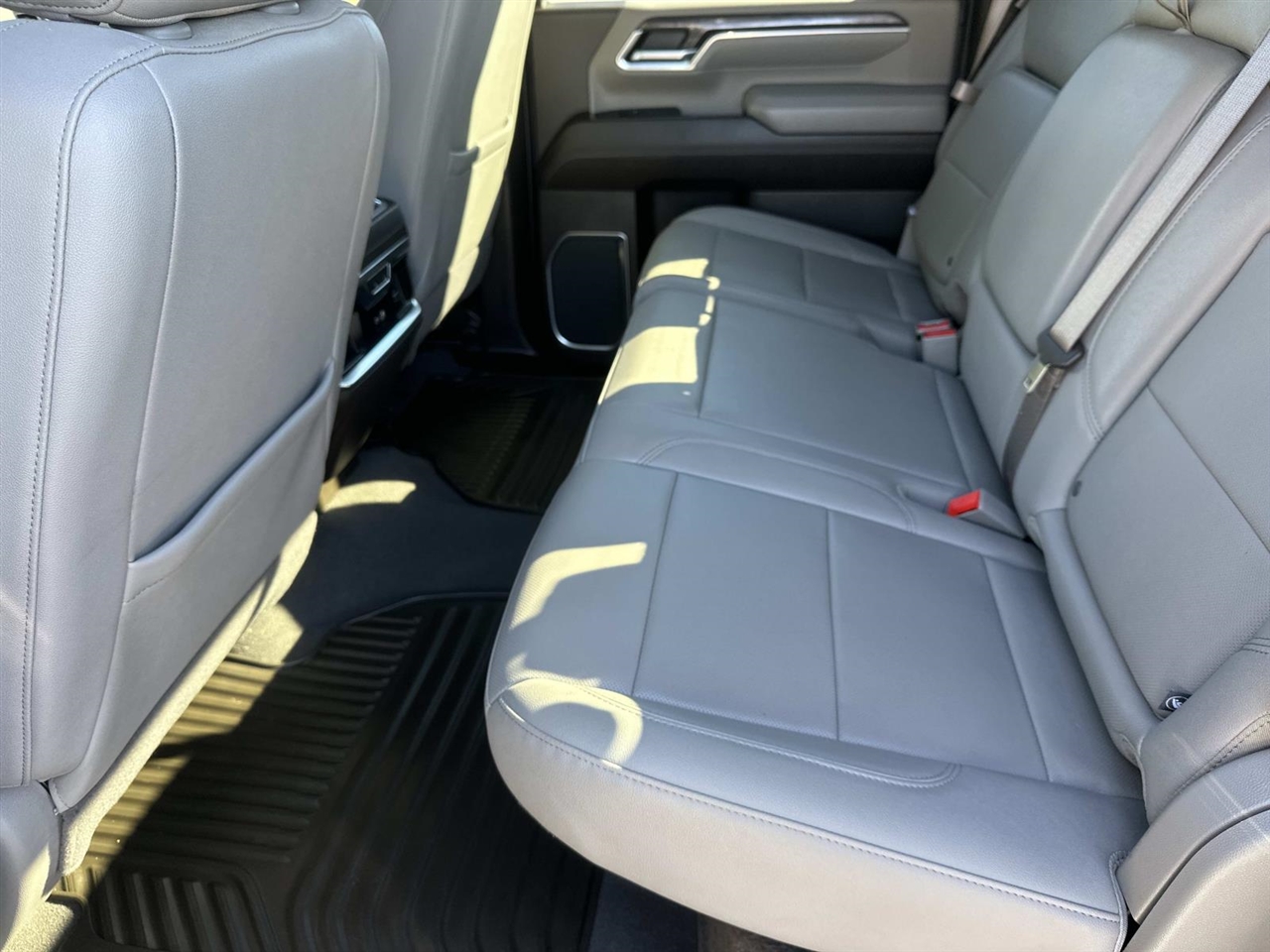 Chevrolet Silverado 3500HD 4WD Crew Cab 159" LTZ 2024