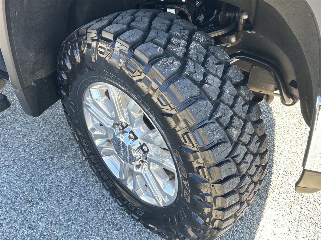 Chevrolet Silverado 3500HD 4WD Crew Cab 159" LTZ 2024