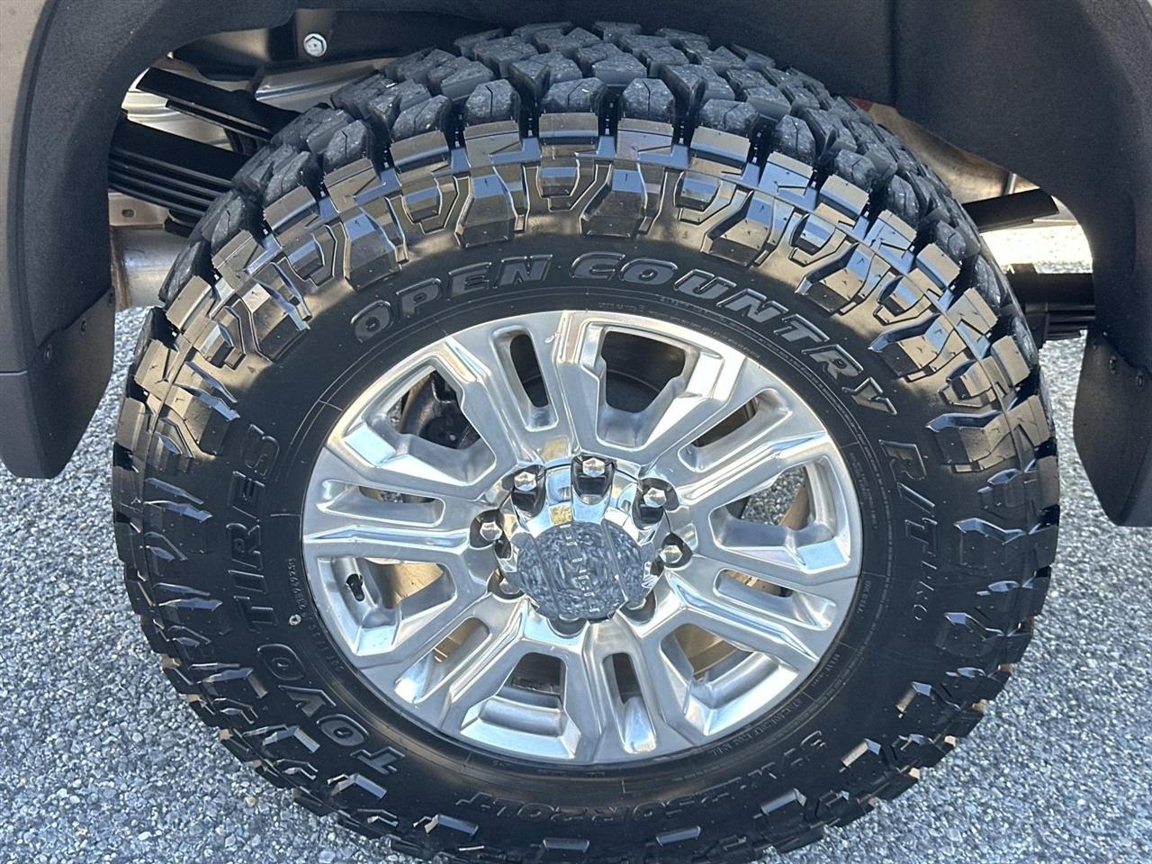 Chevrolet Silverado 3500HD 4WD Crew Cab 159" LTZ 2024