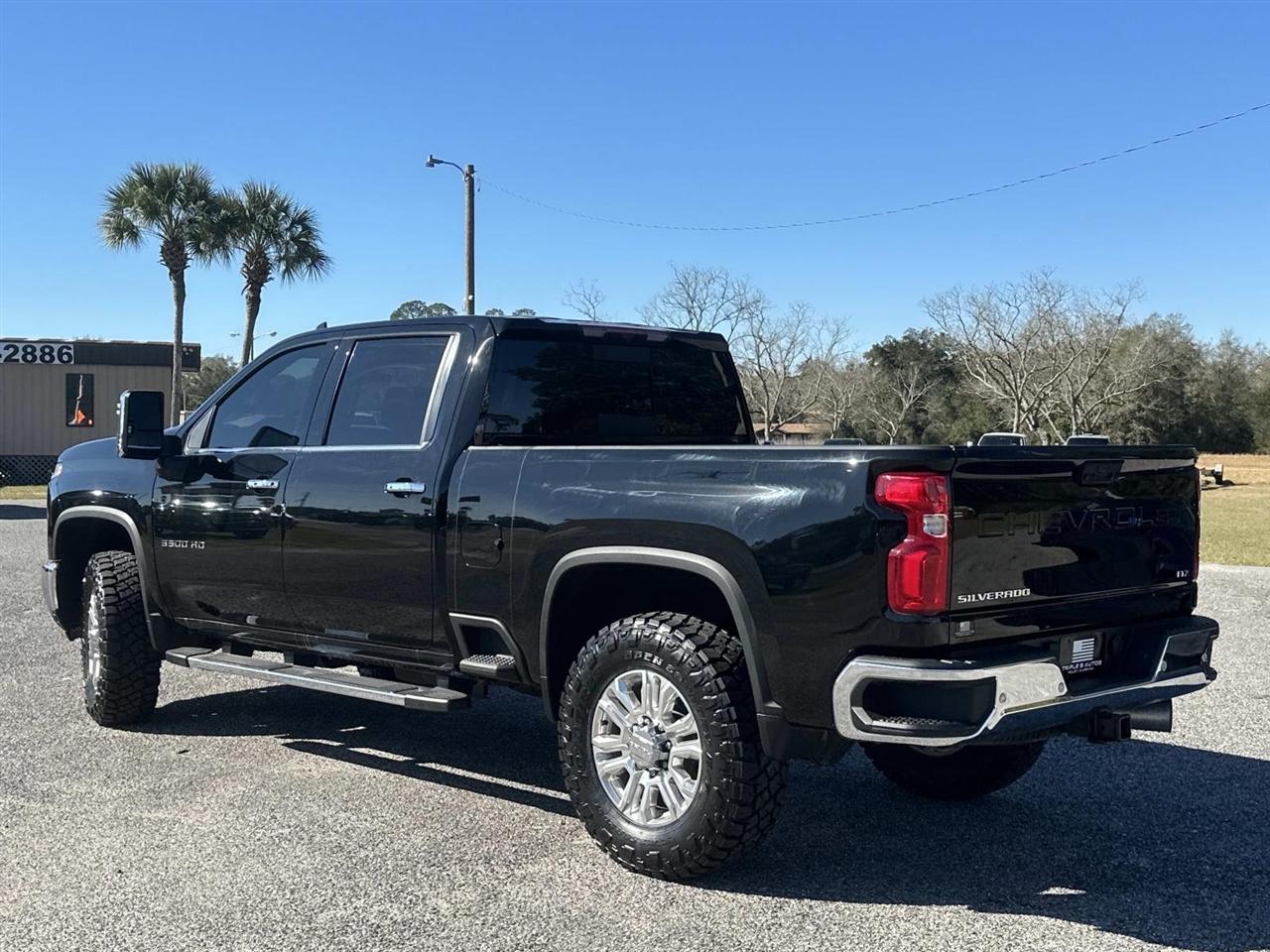Chevrolet Silverado 3500HD 4WD Crew Cab 159" LTZ 2024