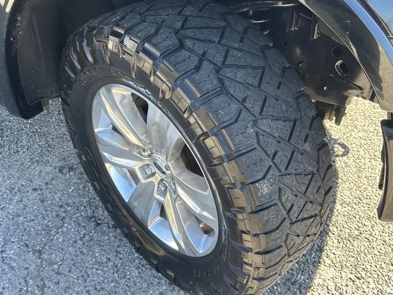 Ford F-150 4WD SuperCrew 145" Platinum 2016