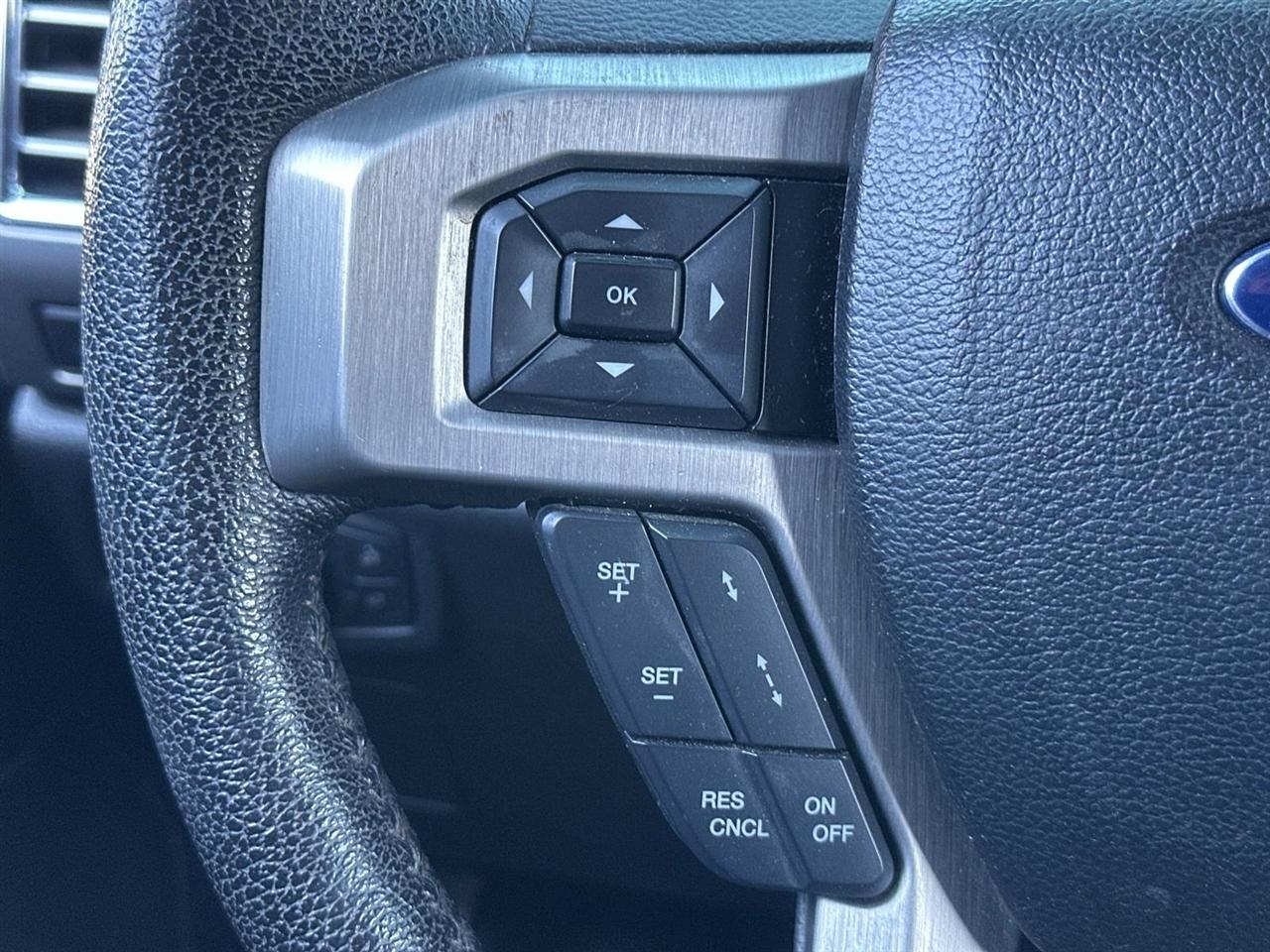 Ford F-150 4WD SuperCrew 145" Platinum 2016