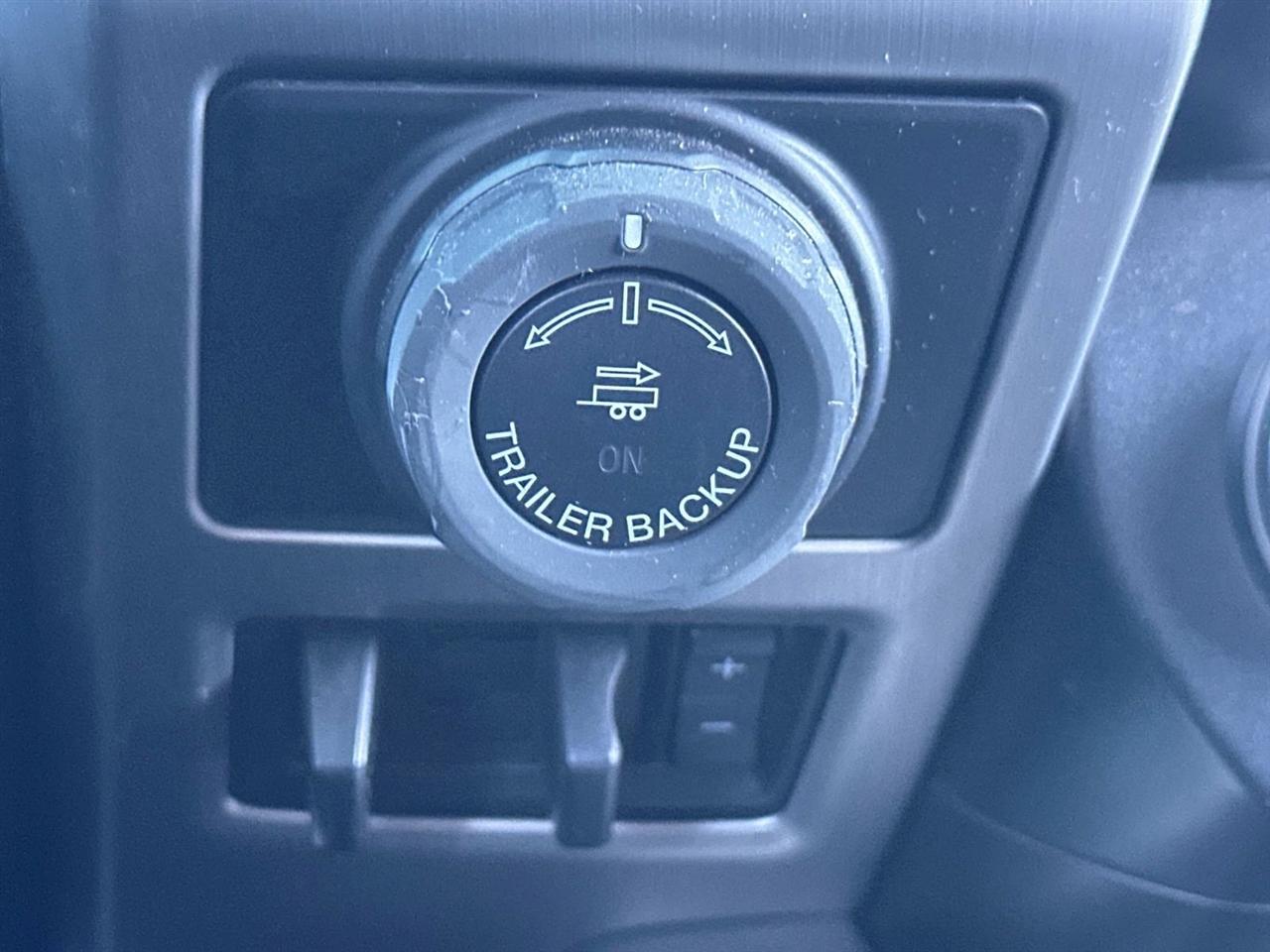 Ford F-150 4WD SuperCrew 145" Platinum 2016