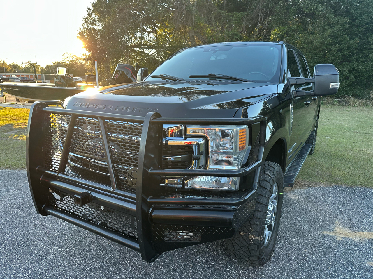 Ford Super Duty F-250 SRW Lariat 4WD Crew Cab 6.75' Box 2022