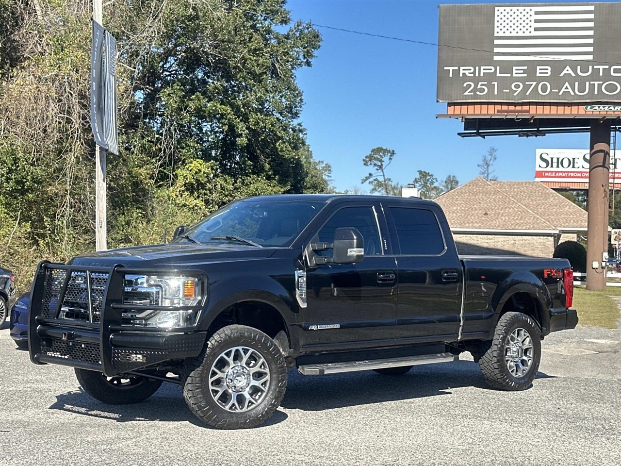 2022 Ford Super Duty F-250 SRW LARIAT 4WD Crew Cab 6.75' Box