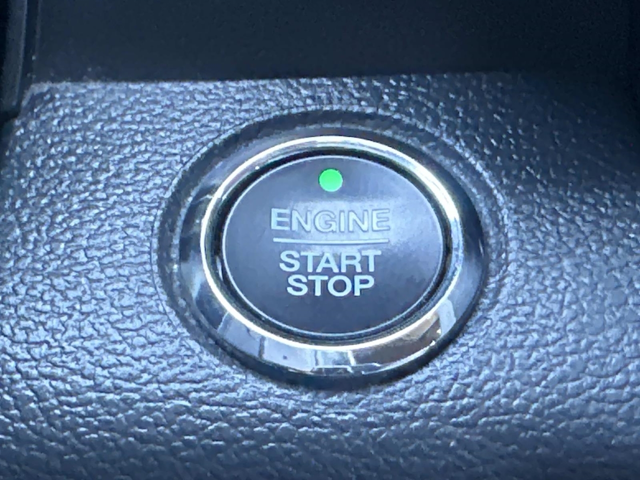 Ford Super Duty F-250 SRW Lariat 4WD Crew Cab 6.75' Box 2022