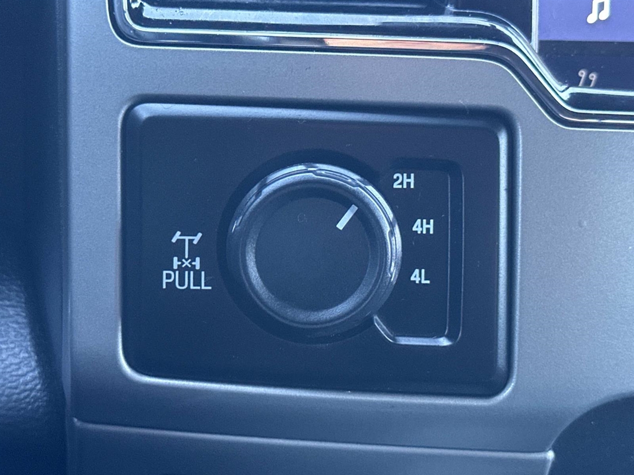 Ford Super Duty F-250 SRW Lariat 4WD Crew Cab 6.75' Box 2022