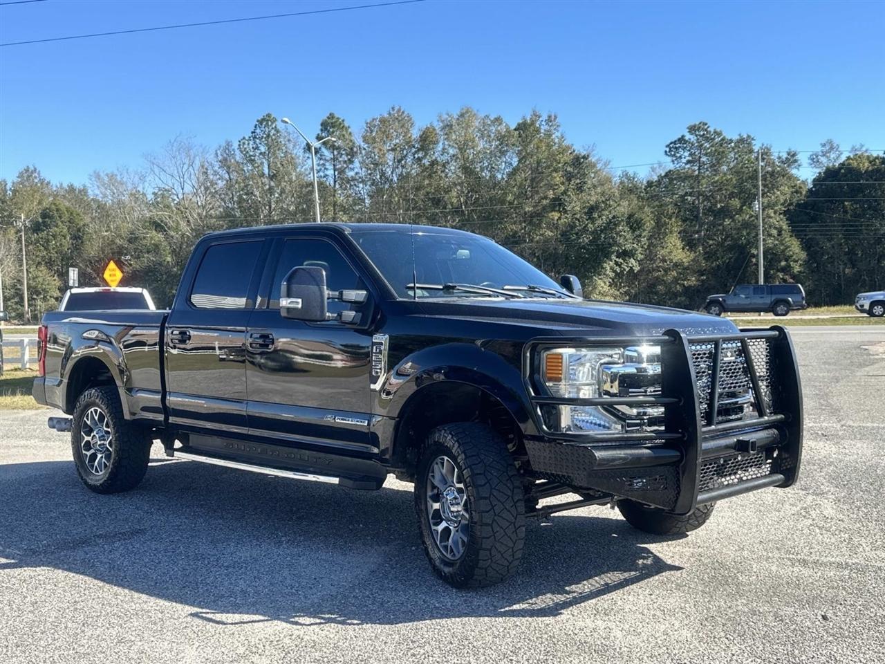 Ford Super Duty F-250 SRW Lariat 4WD Crew Cab 6.75' Box 2022