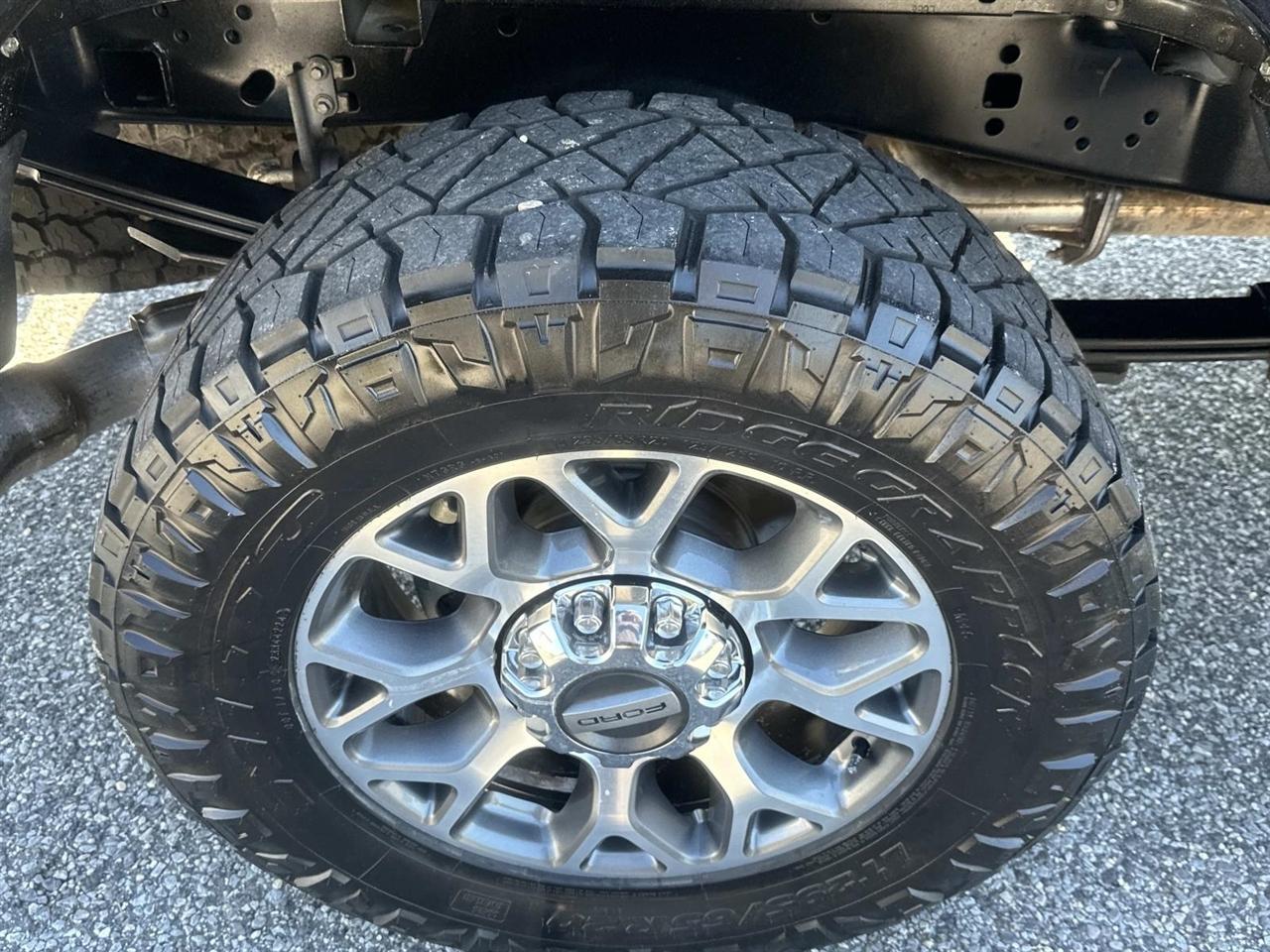 Ford Super Duty F-250 SRW Lariat 4WD Crew Cab 6.75' Box 2022