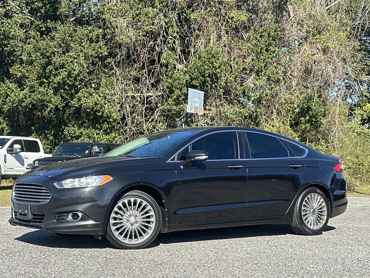 2013 Ford Fusion 4dr Sdn Titanium FWD