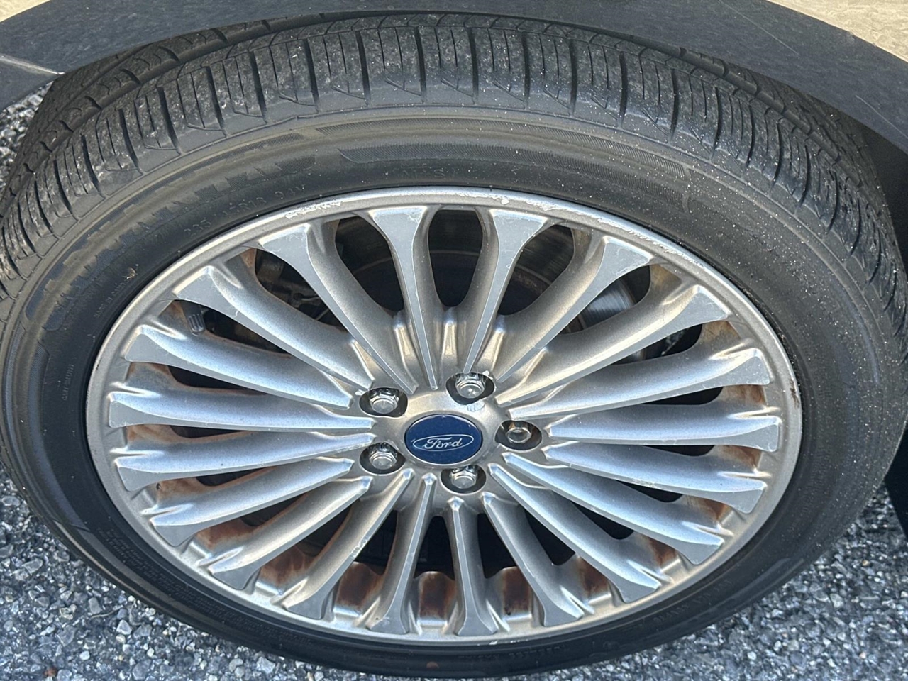 Ford Fusion 4dr Sdn Titanium FWD 2013