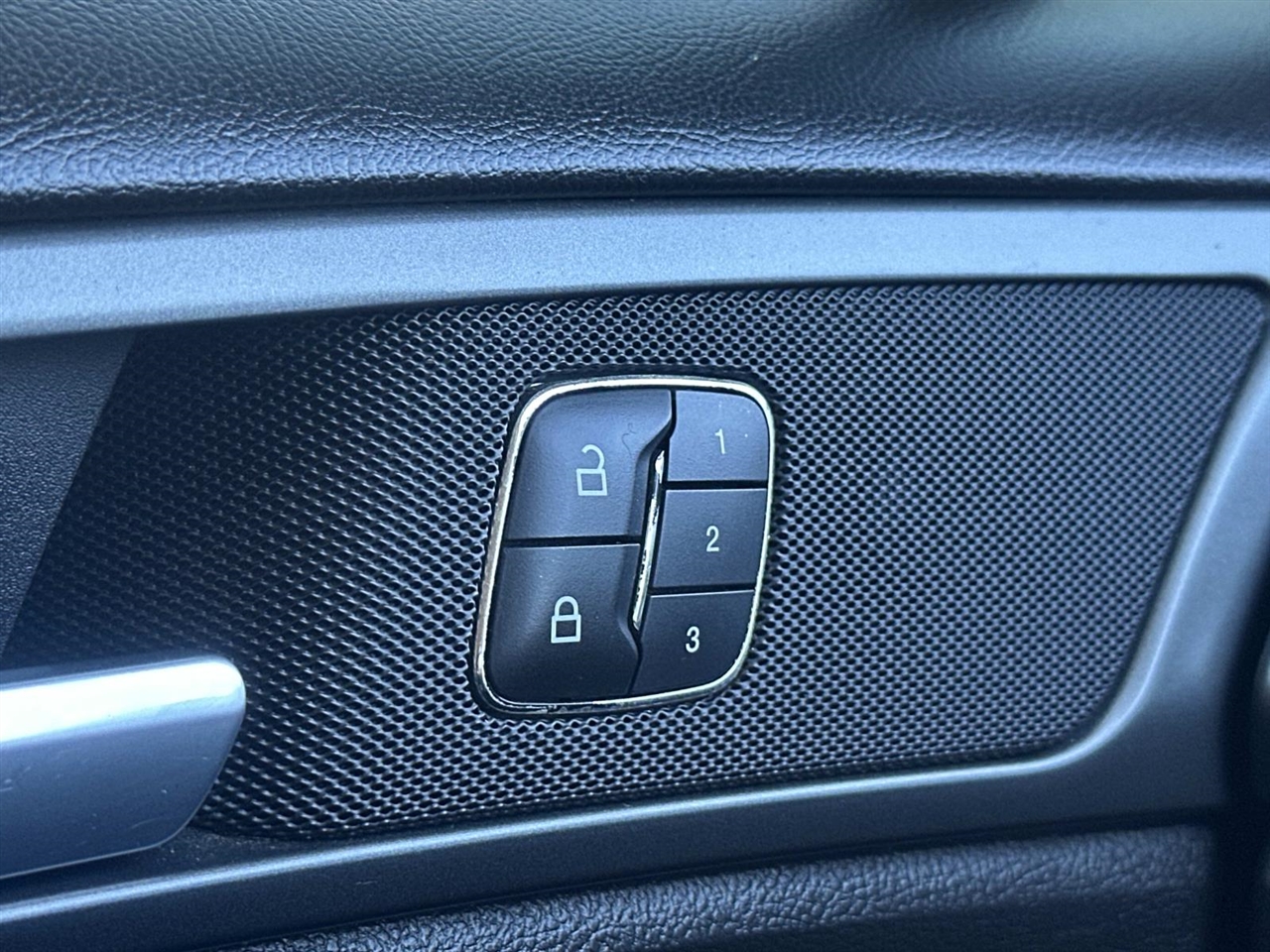 Ford Fusion 4dr Sdn Titanium FWD 2013