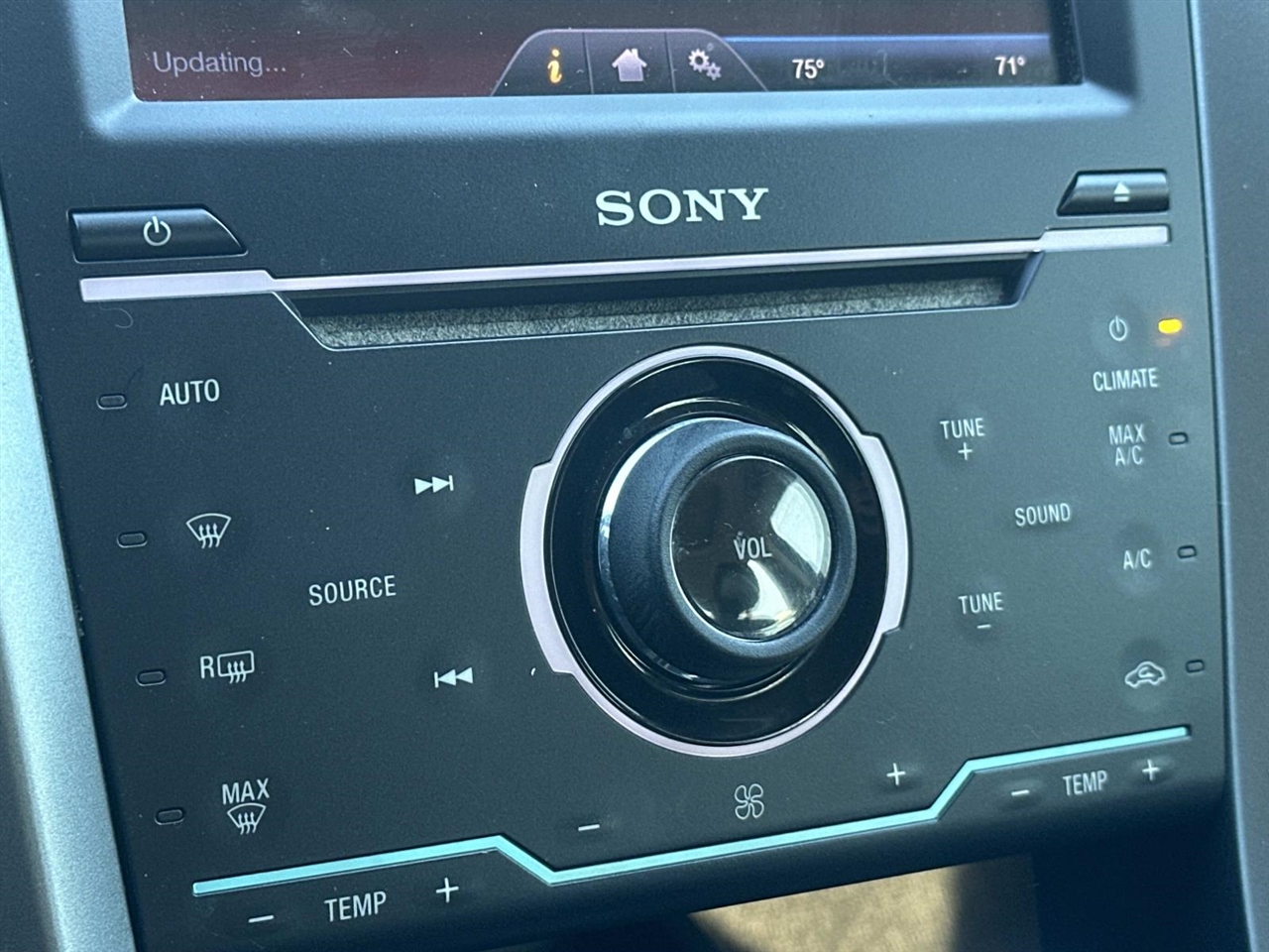 Ford Fusion 4dr Sdn Titanium FWD 2013