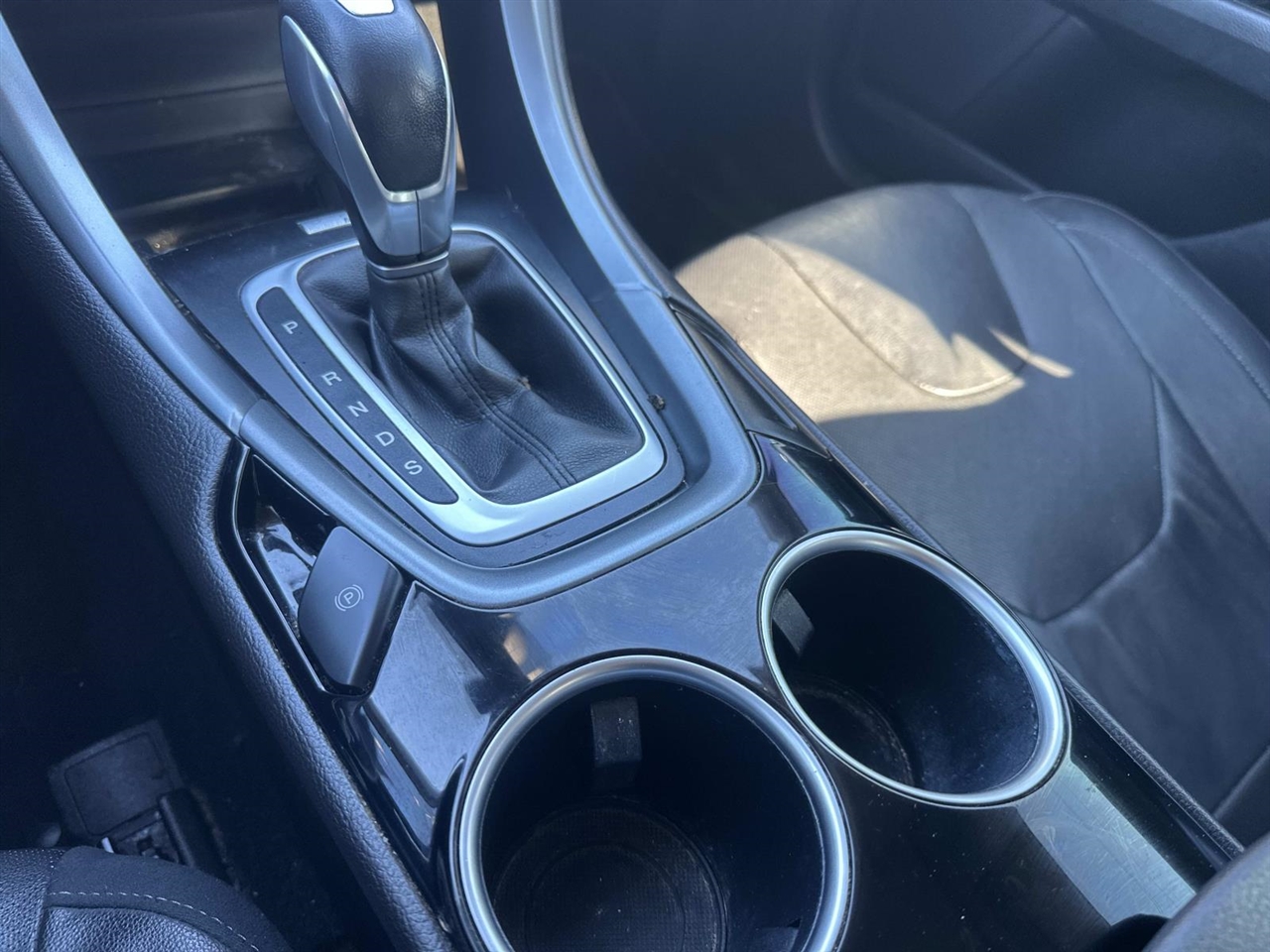 Ford Fusion 4dr Sdn Titanium FWD 2013