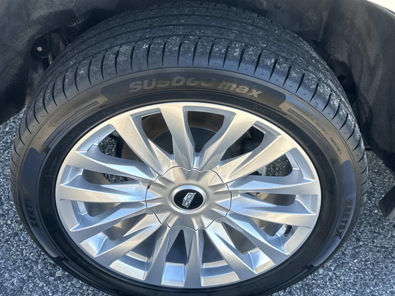 Cadillac Escalade 2WD 4dr Luxury 2015