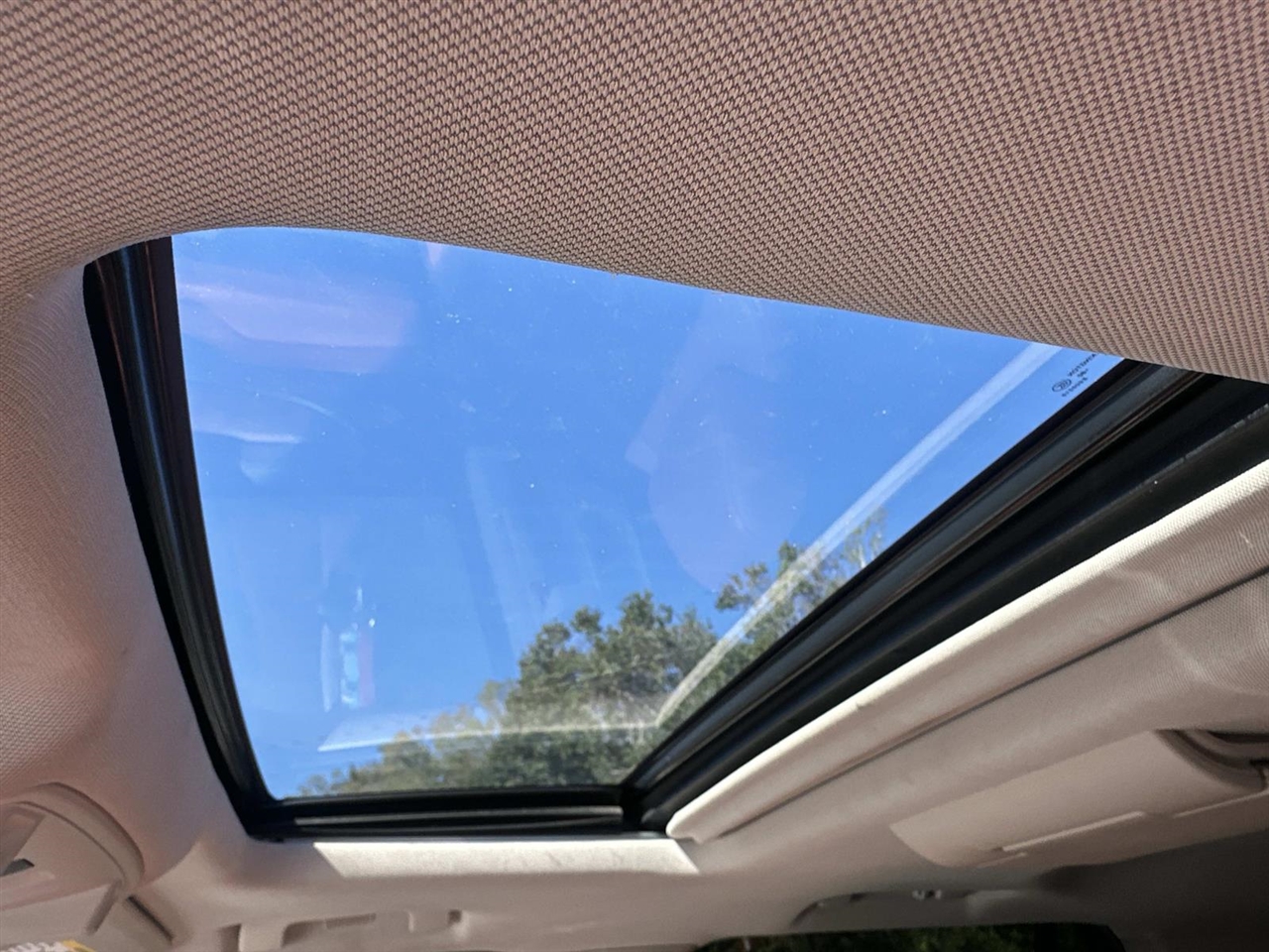 Cadillac Escalade 2WD 4dr Luxury 2015