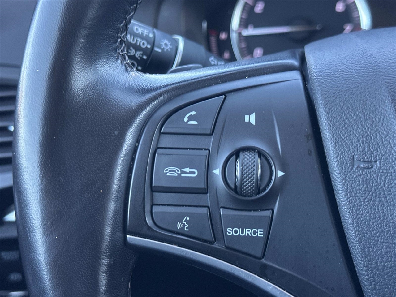 Acura MDX FWD 7-Passenger w/Technology Pkg 2020