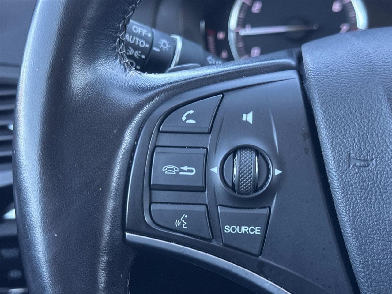 Acura MDX FWD 7-Passenger w/Technology Pkg 2020