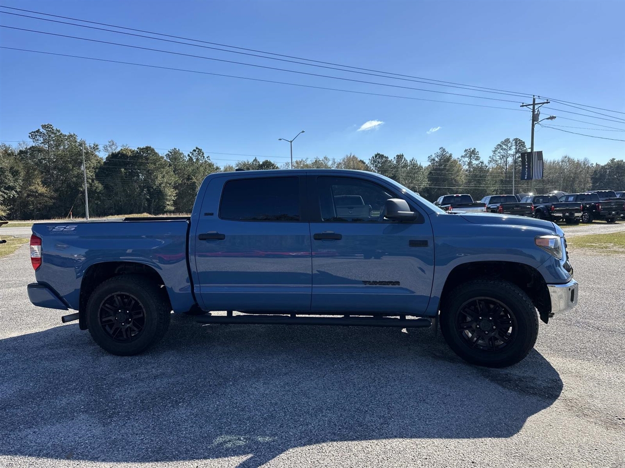 Toyota Tundra 2WD SR5 CrewMax 5.5' Bed 5.7L (Natl) 2021