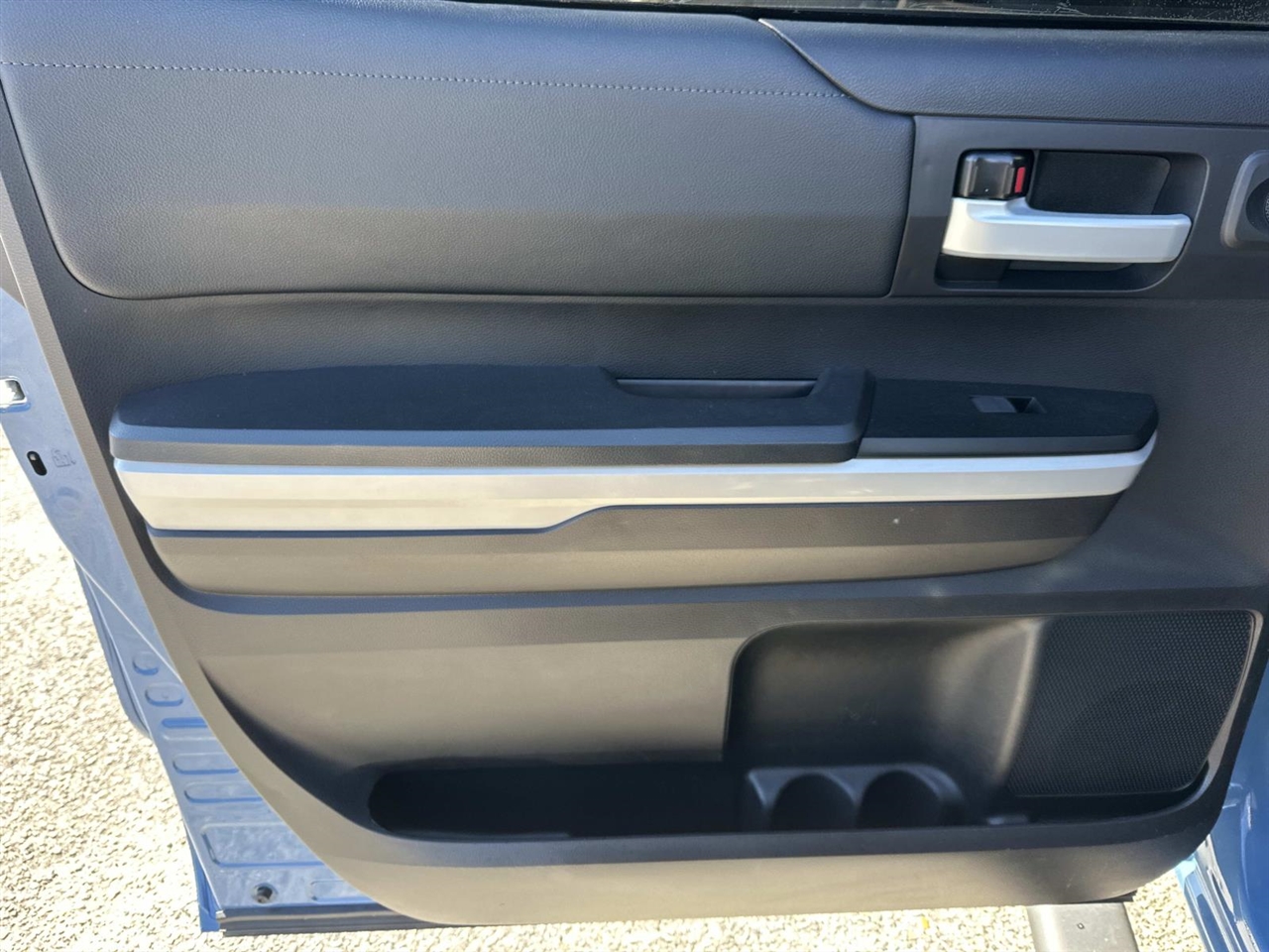 Toyota Tundra 2WD SR5 CrewMax 5.5' Bed 5.7L (Natl) 2021