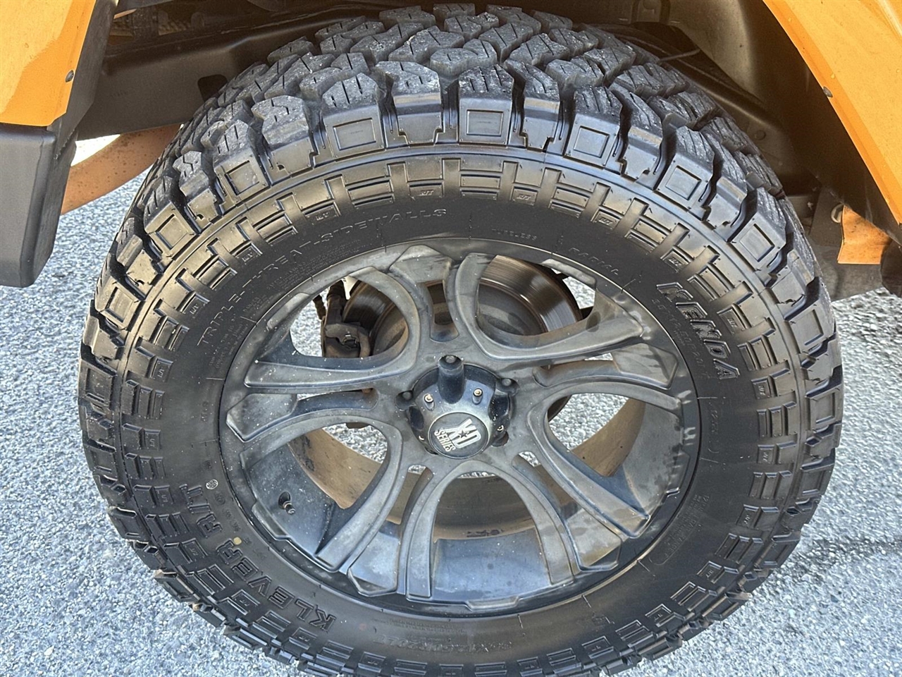 Jeep Wrangler Unlimited 4WD 4dr Sahara 2012