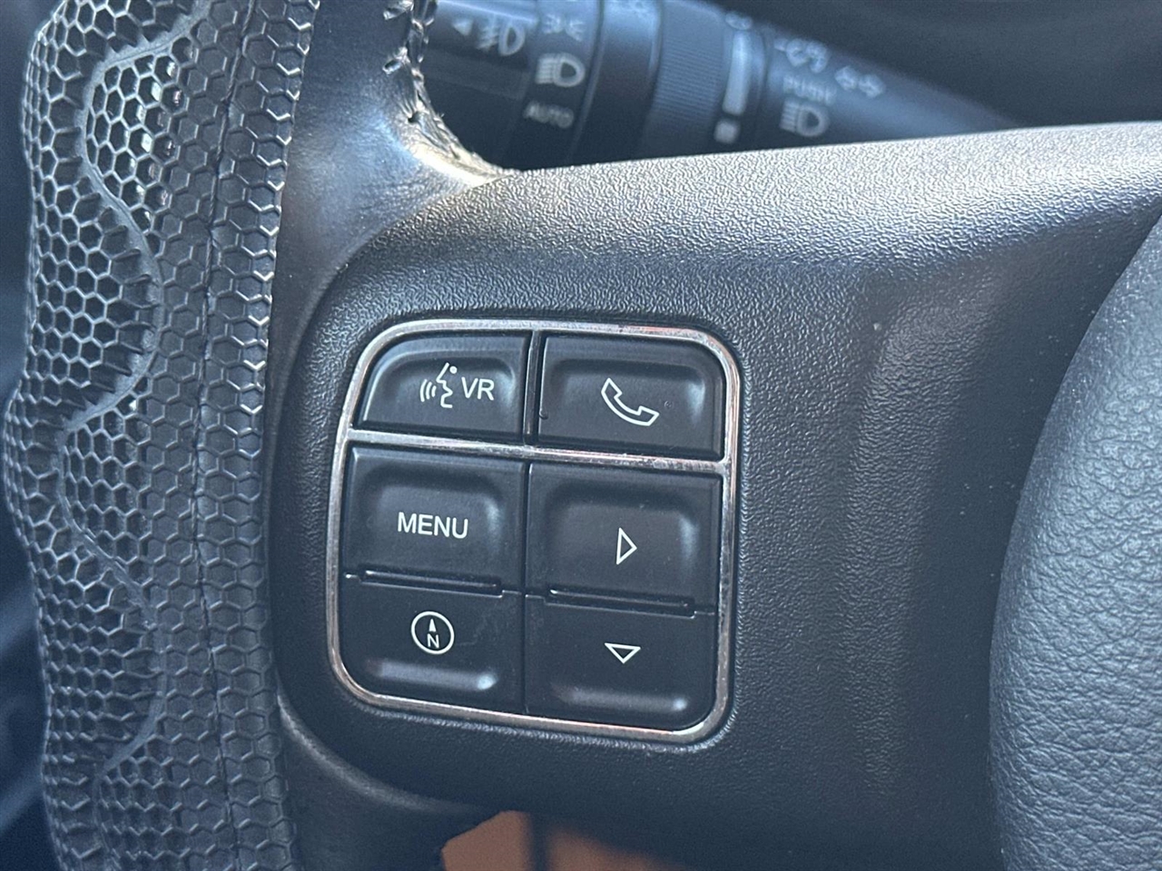 Jeep Wrangler Unlimited 4WD 4dr Sahara 2012