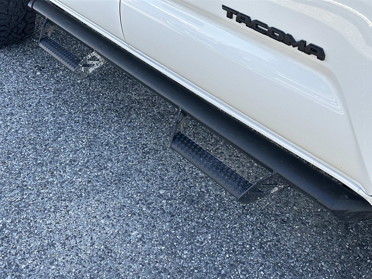 Toyota Tacoma 4WD TRD Off Road Double Cab 5' Bed V6 MT (Natl) 2023