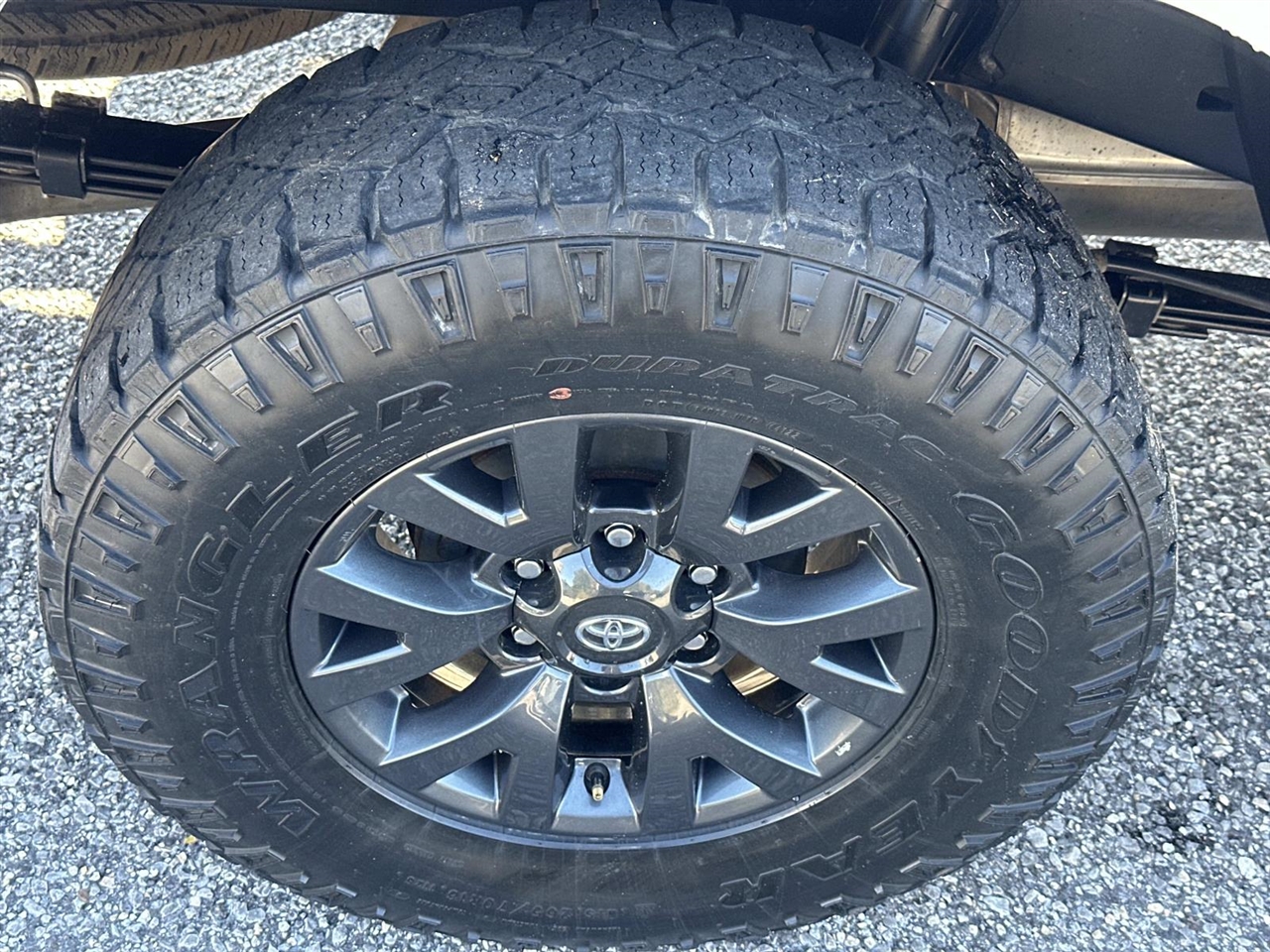 Toyota Tacoma 4WD TRD Off Road Double Cab 5' Bed V6 MT (Natl) 2023