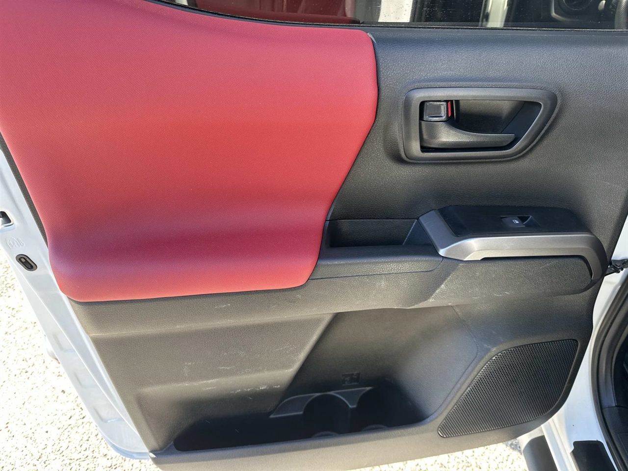 Toyota Tacoma 4WD TRD Off Road Double Cab 5' Bed V6 MT (Natl) 2023