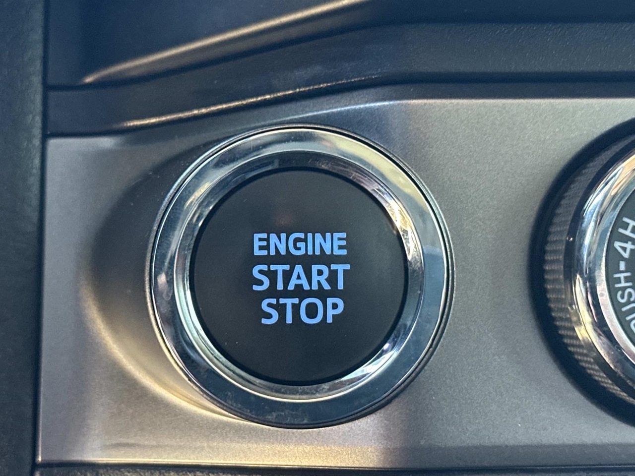 Toyota Tacoma 4WD TRD Off Road Double Cab 5' Bed V6 MT (Natl) 2023