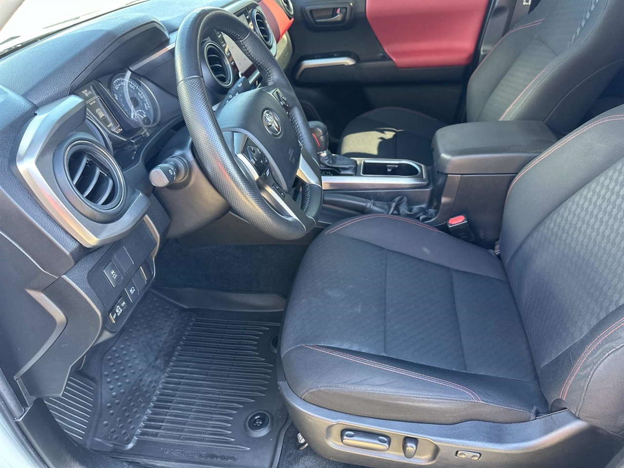 Toyota Tacoma 4WD TRD Off Road Double Cab 5' Bed V6 MT (Natl) 2023