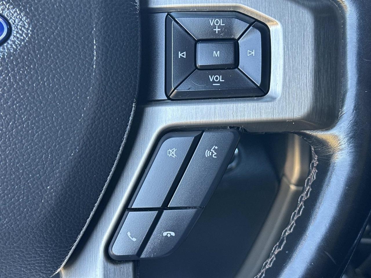 Ford Super Duty F-350 SRW Platinum 4WD Crew Cab 6.75' Box 2022