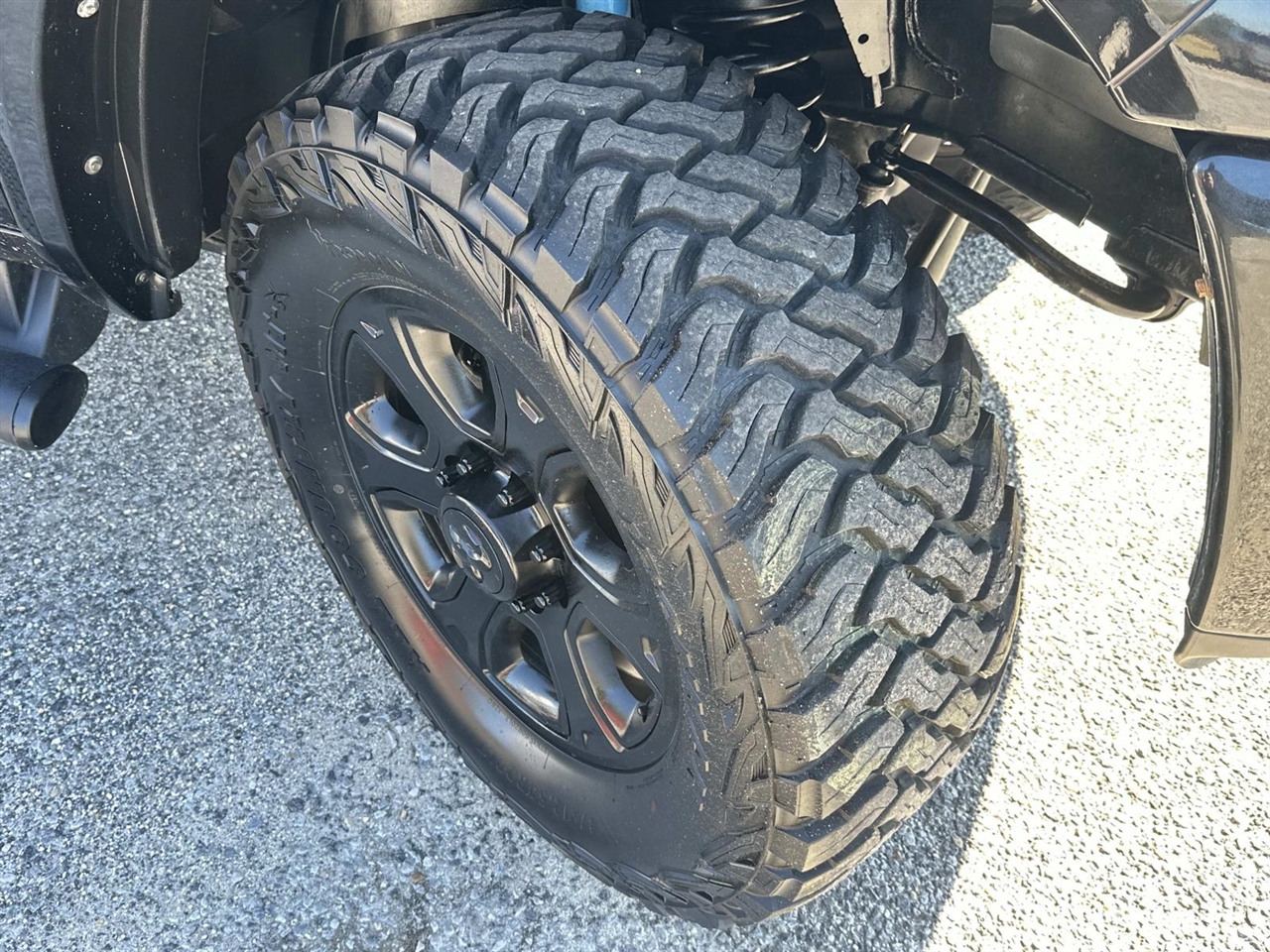 RAM 2500 Big Horn 4x4 Crew Cab 6'4" Box 2017